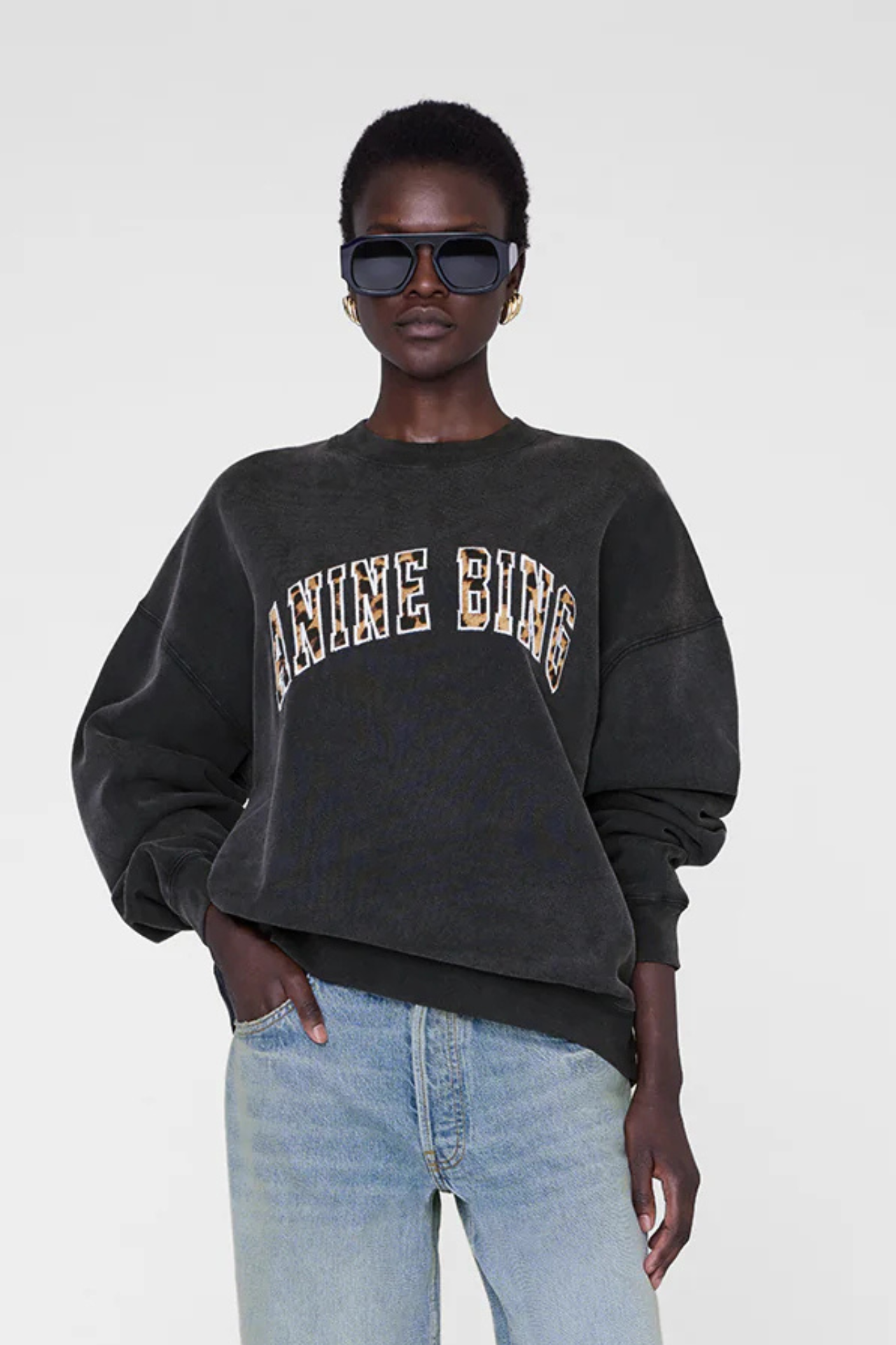 Miles Sweatshirt Leopard Washed Black