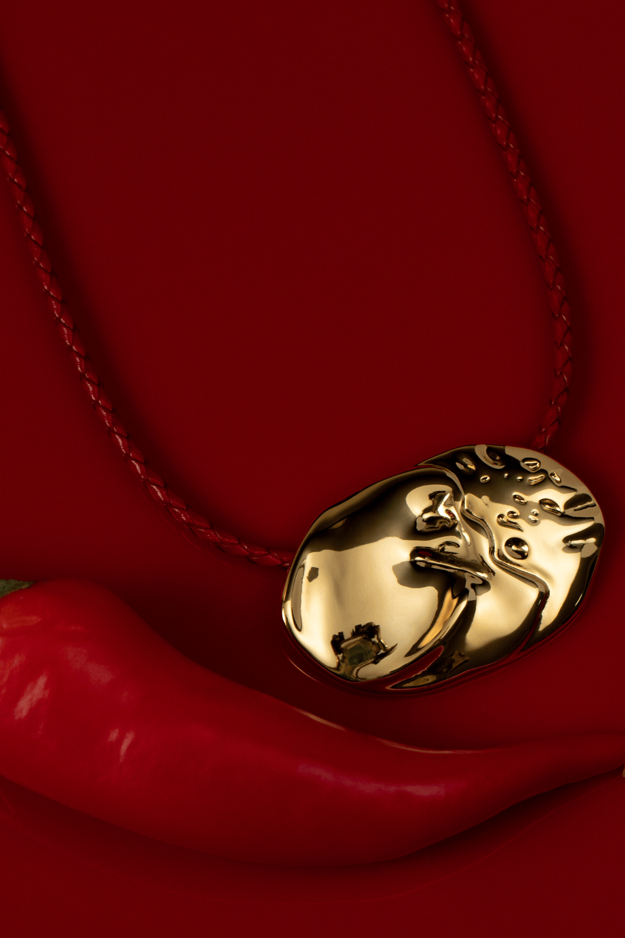 Granada Disc Necklace