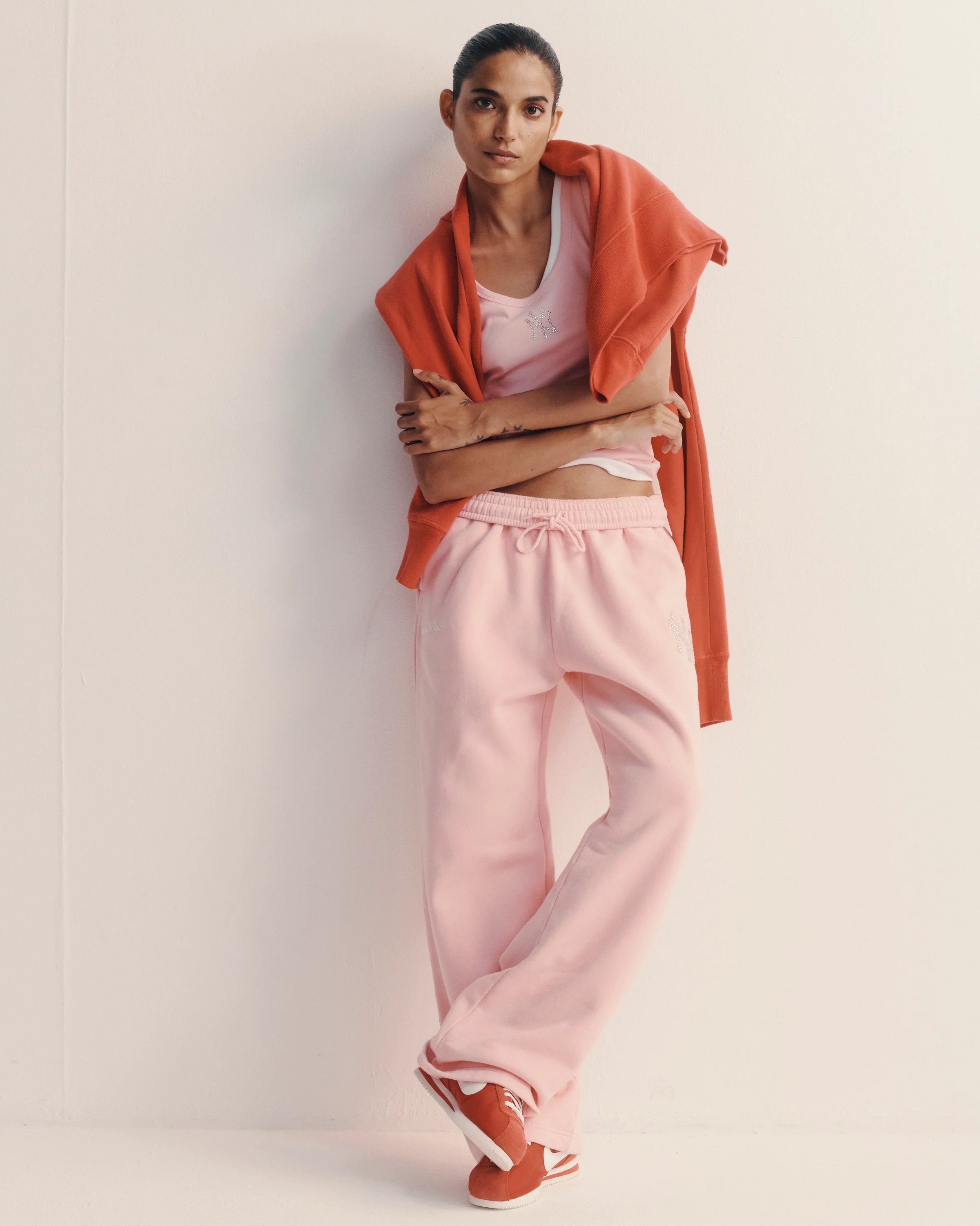 Sporty & Rich Yankees Krystal Wide Sweatpant Candy/White