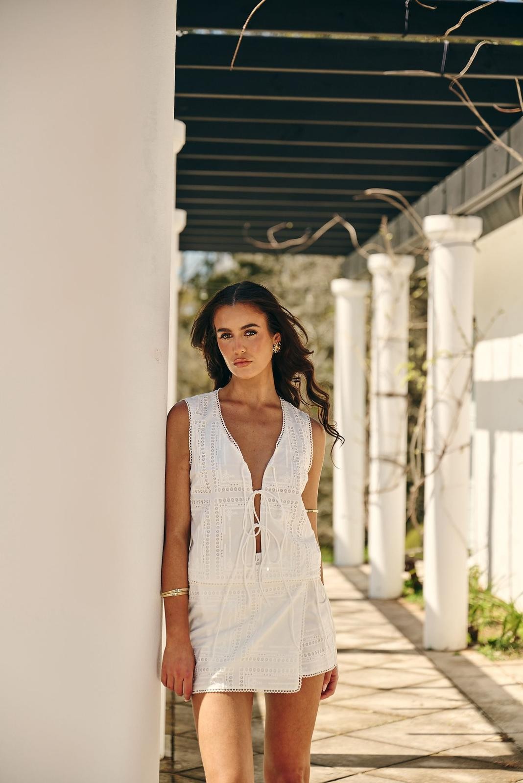 Embroidery Tie Vest White