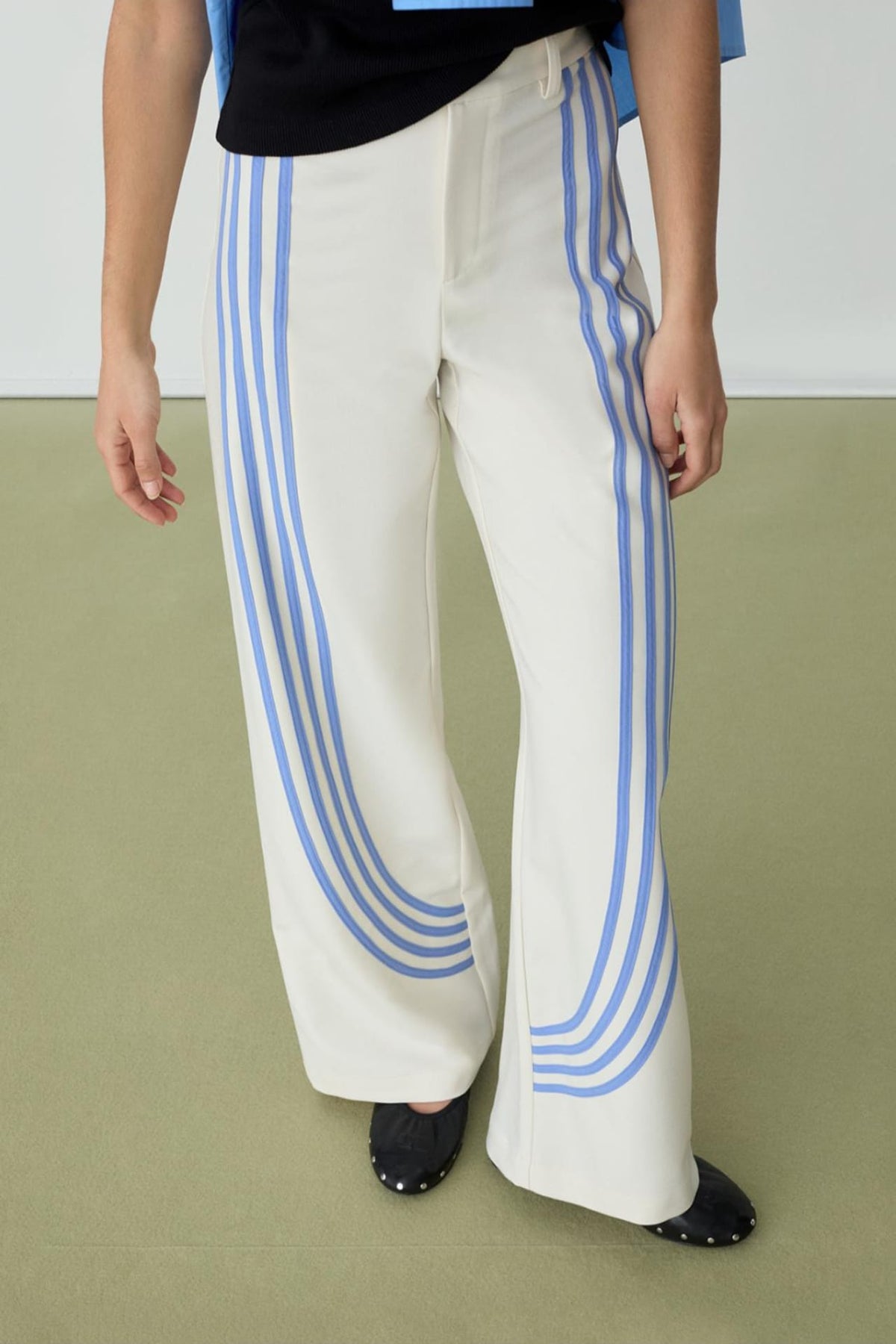 Laagam Zion Ecru Pants