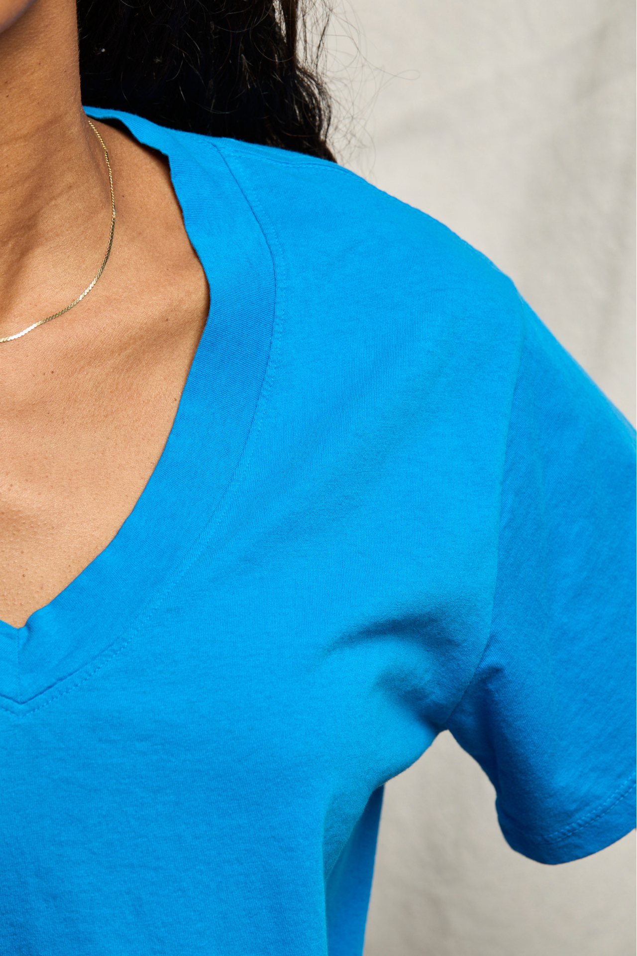 Hendrix V-Neck Tee Cobalt