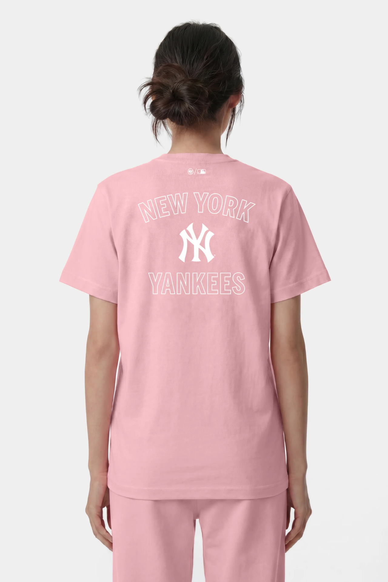 Sporty & Rich Yankees Arch Tshirt Candy/White