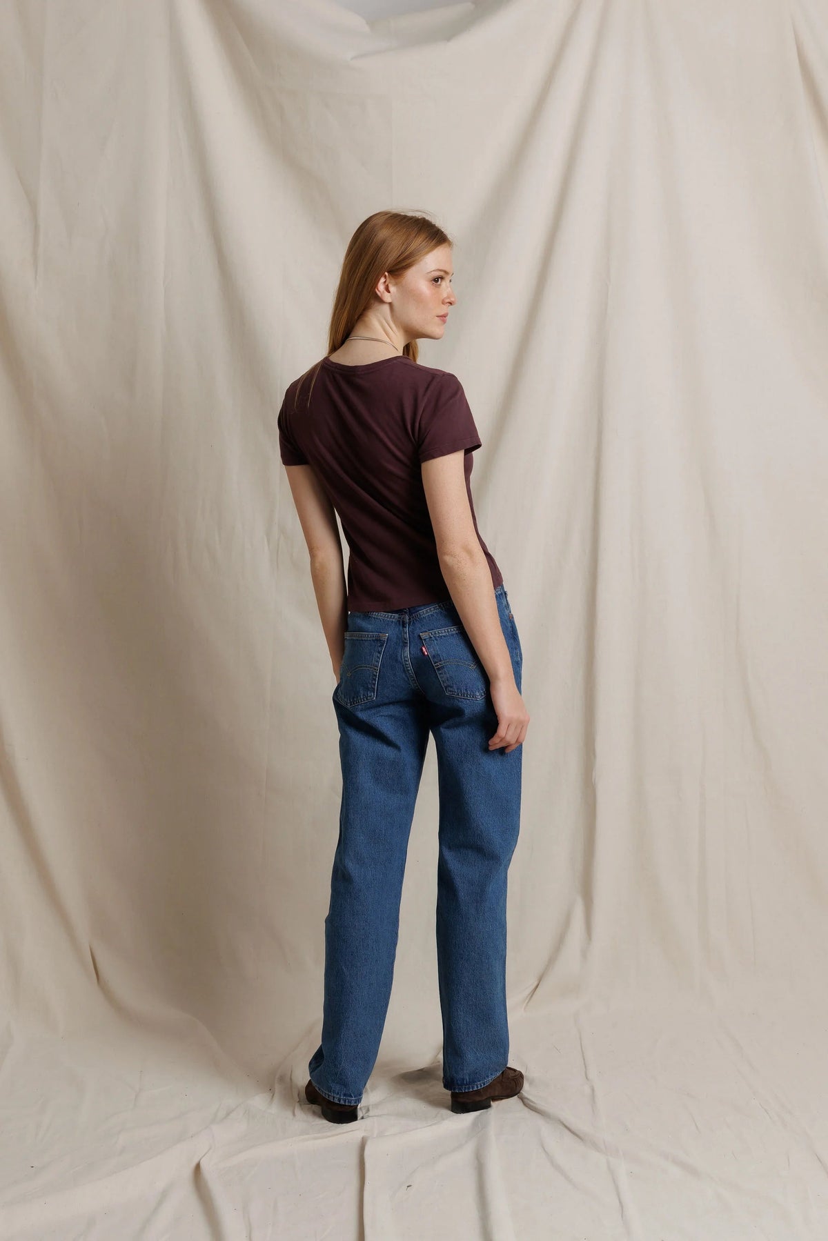 Perfect White Tee Lisa Recycle Cotton Slim Crew Tee Cherry Lacquer
