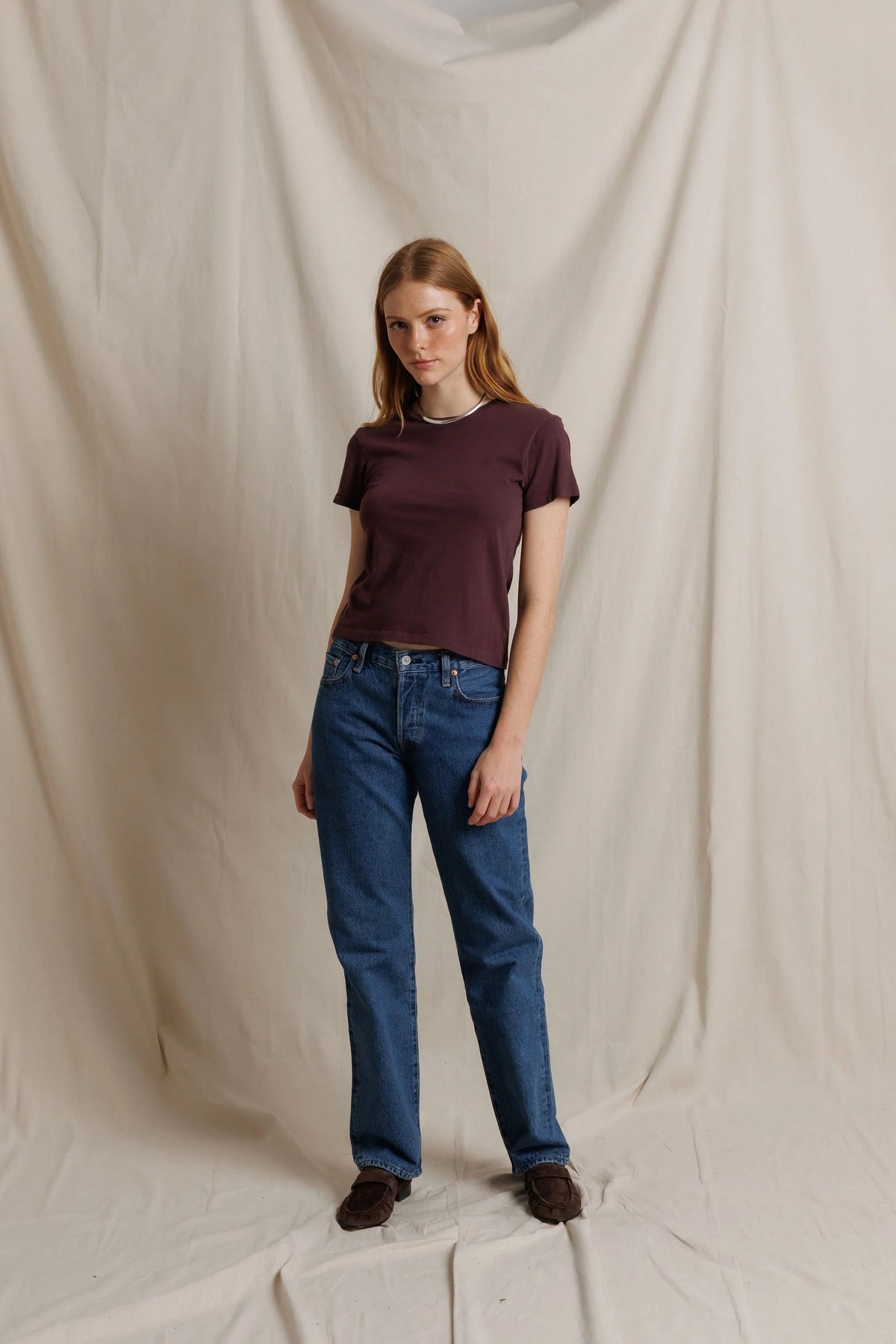 Perfect White Tee Lisa Recycle Cotton Slim Crew Tee Cherry Lacquer