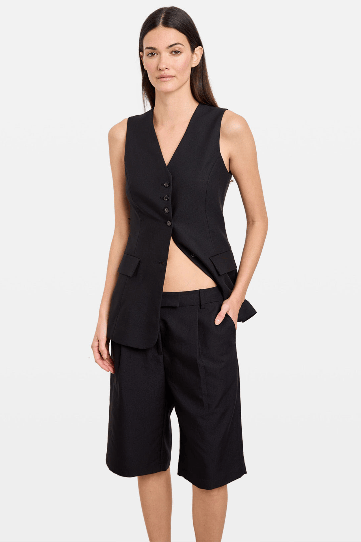 Chosen By Tuchuzy Tailored Bermuda Short Black