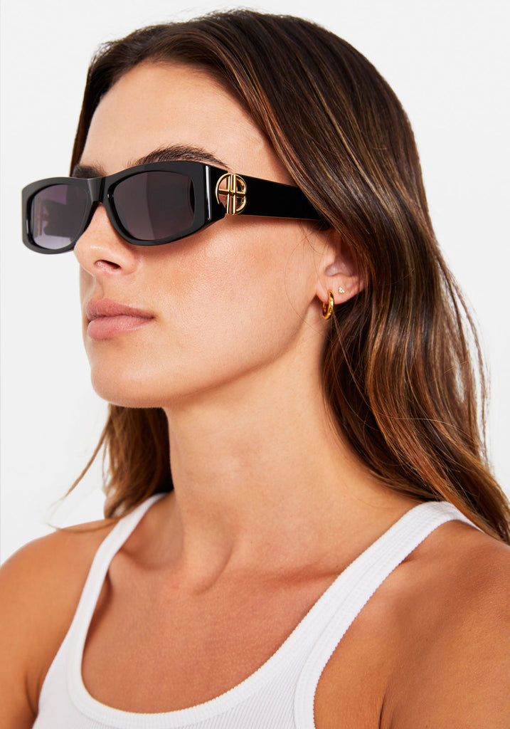 SIENA SUNGLASSES BLACK AND GOLD Anine Bing Tuchuzy