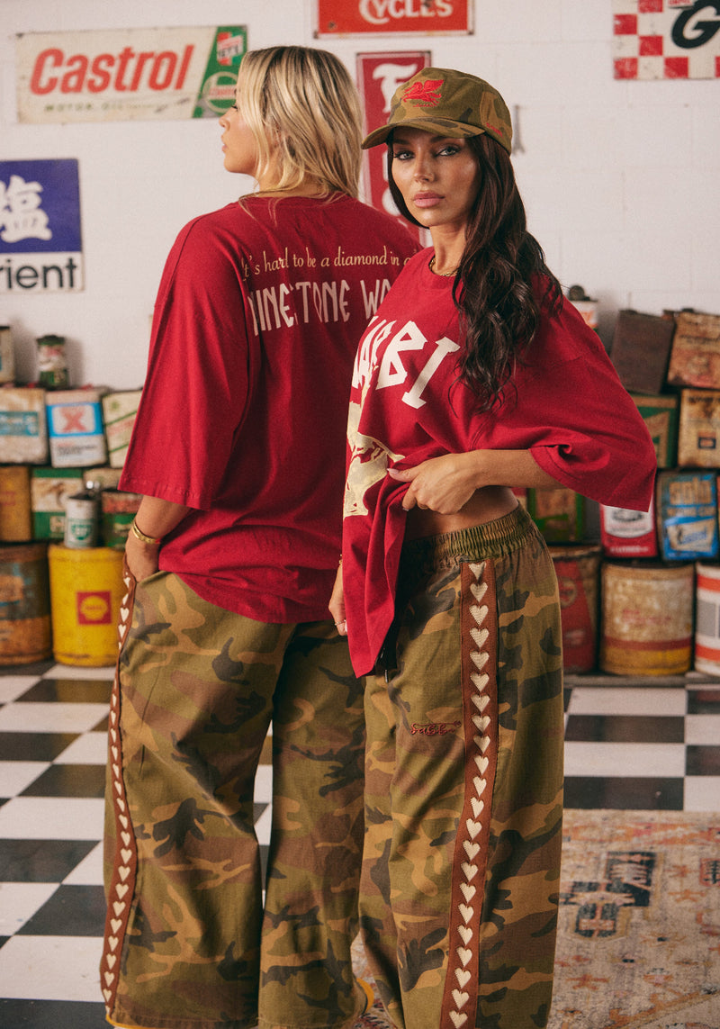 RHINESTONE TEE CRIMSON