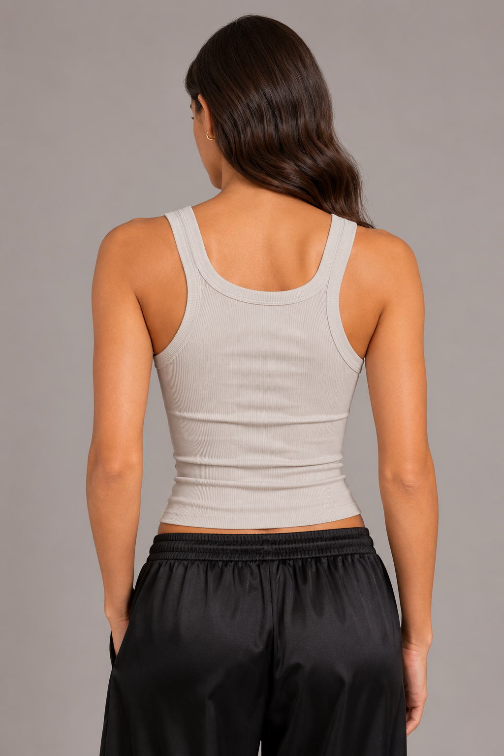 Chosen By Tuchuzy Broach Crew Tank Oyster / Silver