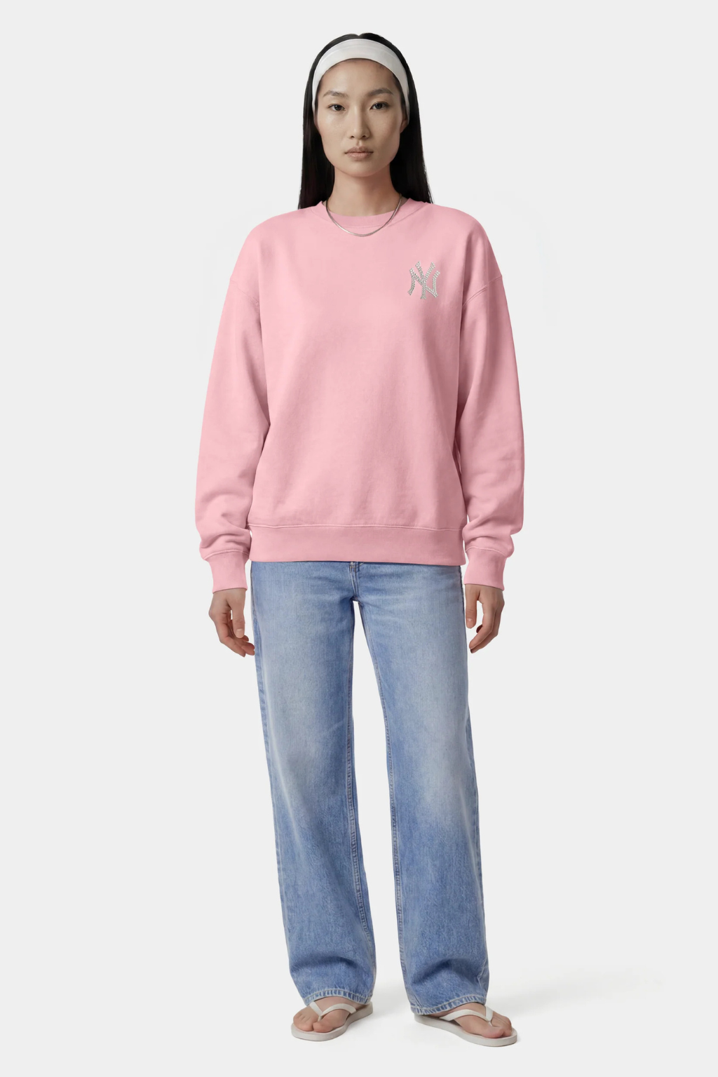 Sporty &amp; Rich Yankees Krystal Crewneck Candy/White
