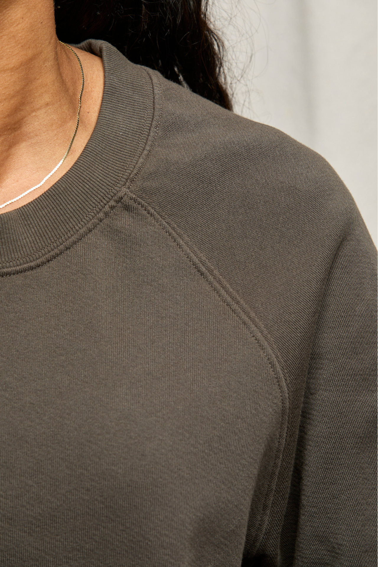 Effie Bubble Sleeve Sweatshirt Vintage Black