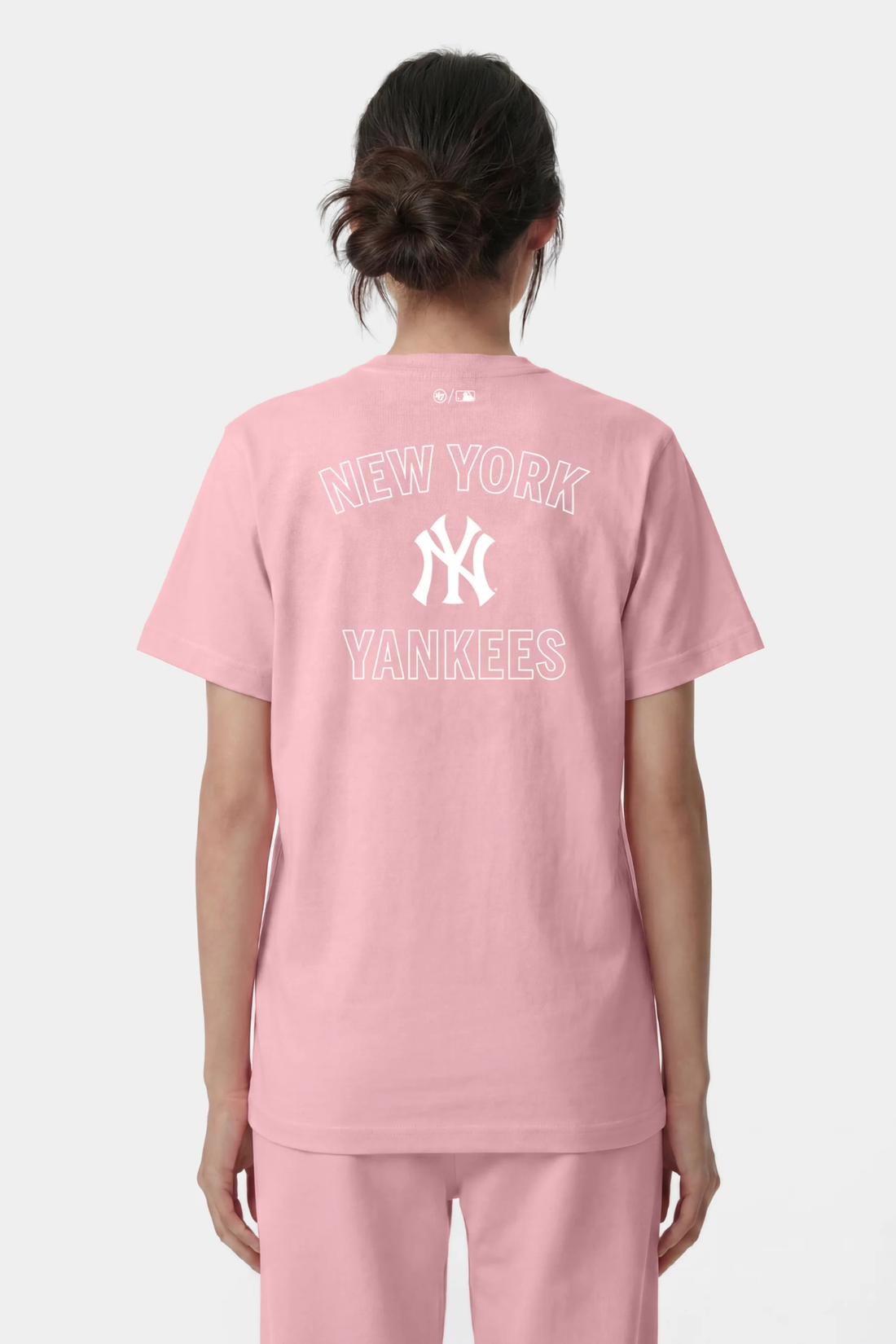 Sporty &amp; Rich Yankees Arch Tshirt Candy/White