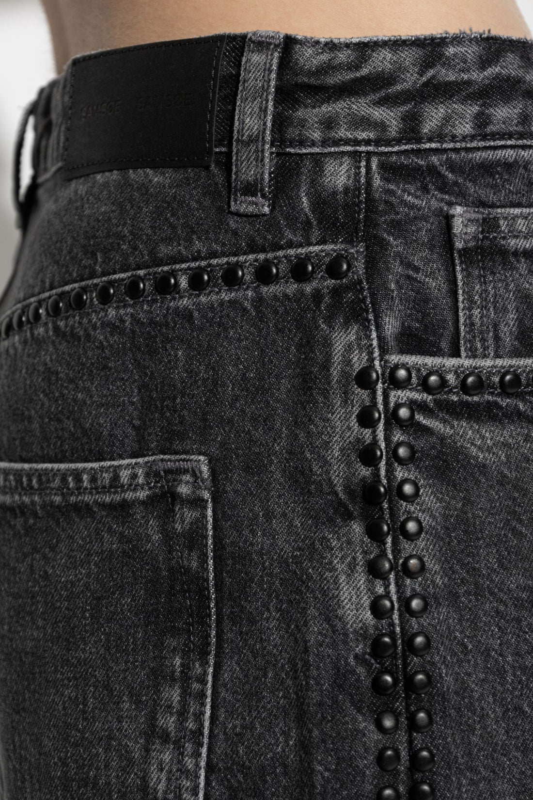 Sashelly Jeans Studs