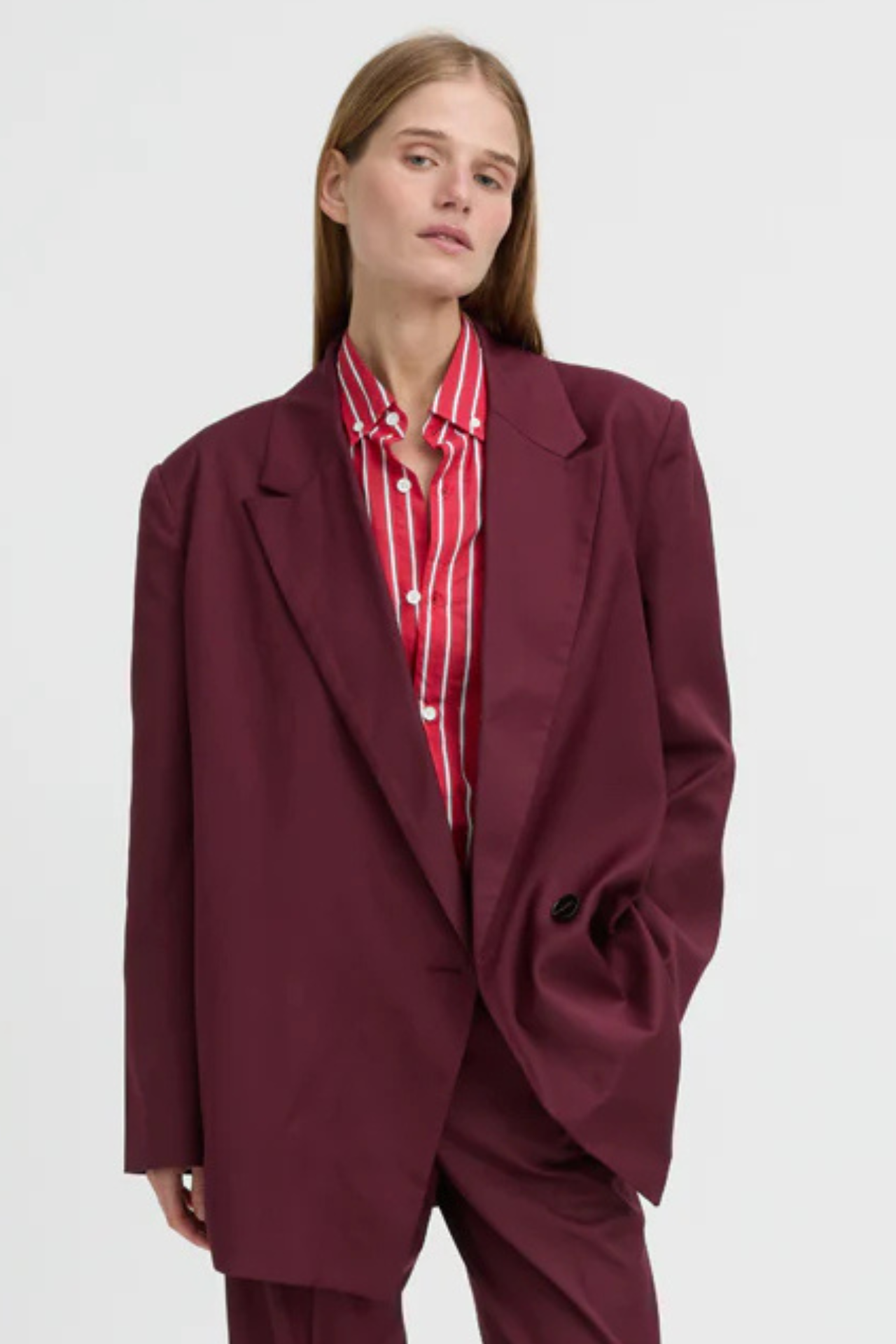 Lazara Blazer Burgundy