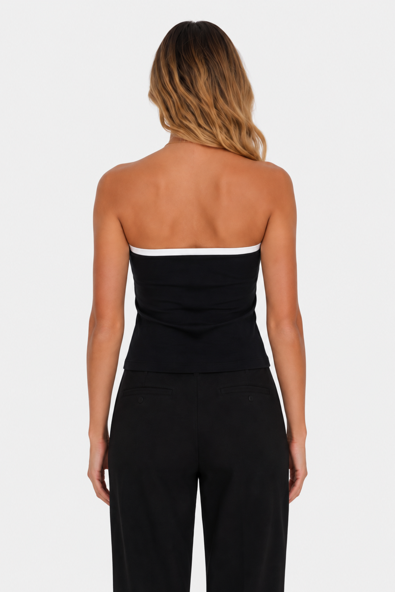Chosen by Tuchuzy Tube Tank Black / White