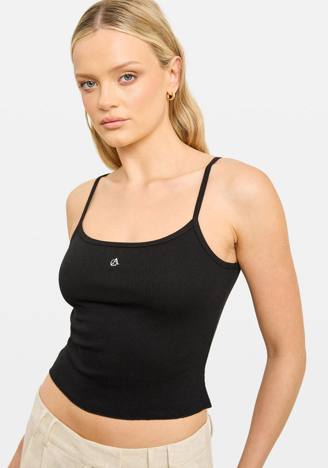 Aisha Raw Tank Black