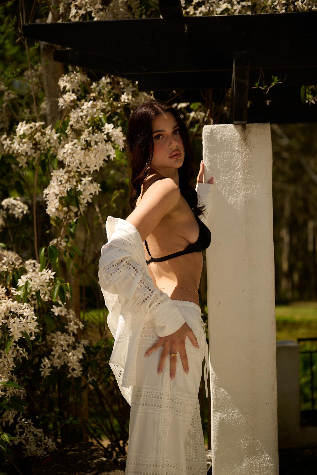 Embroidery Pant White