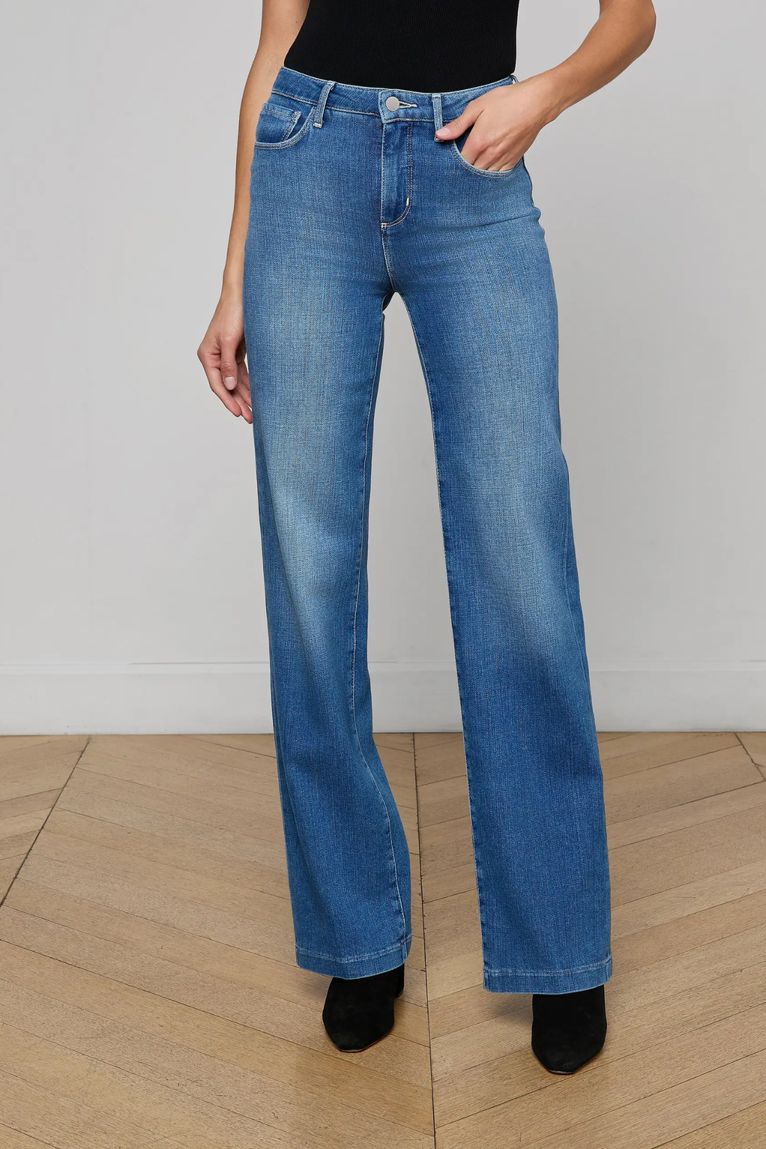 Clayton Wide-Leg Jean Riverside