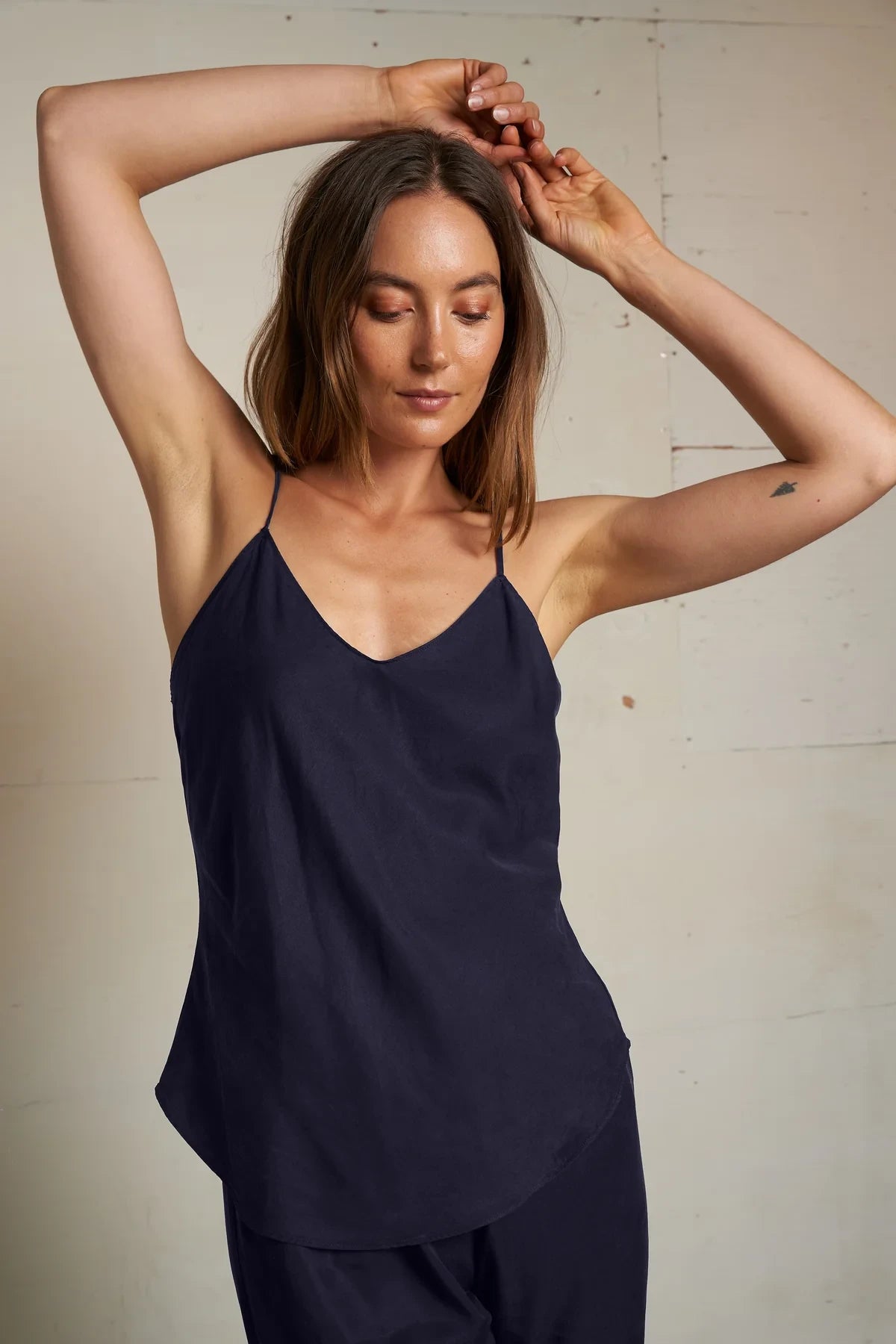 Linda Tencel Bias Cami Navy