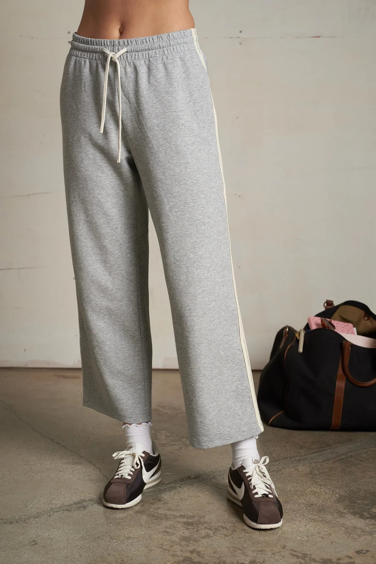Claud Travel Track Pant Grey