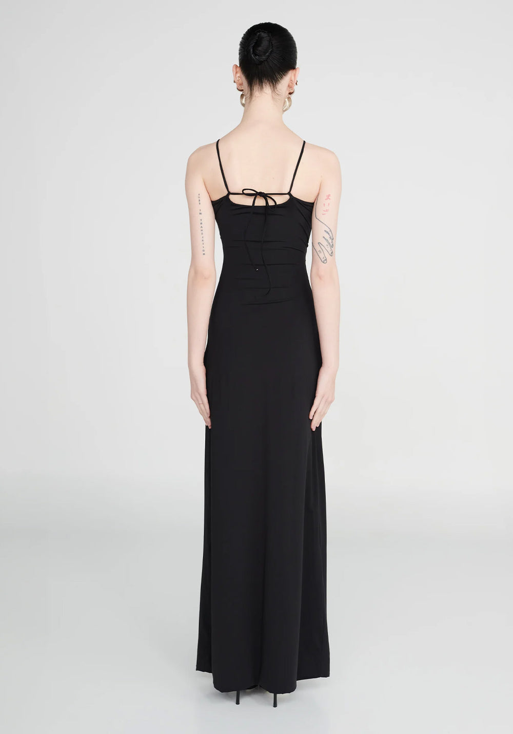 VERANERA HALTER NECK DRESS BLACK