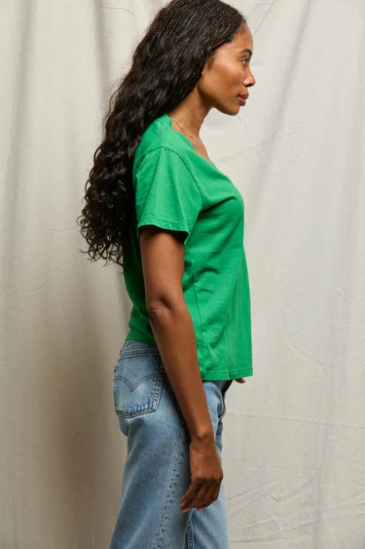 Hendrix V-Neck Tee Grass