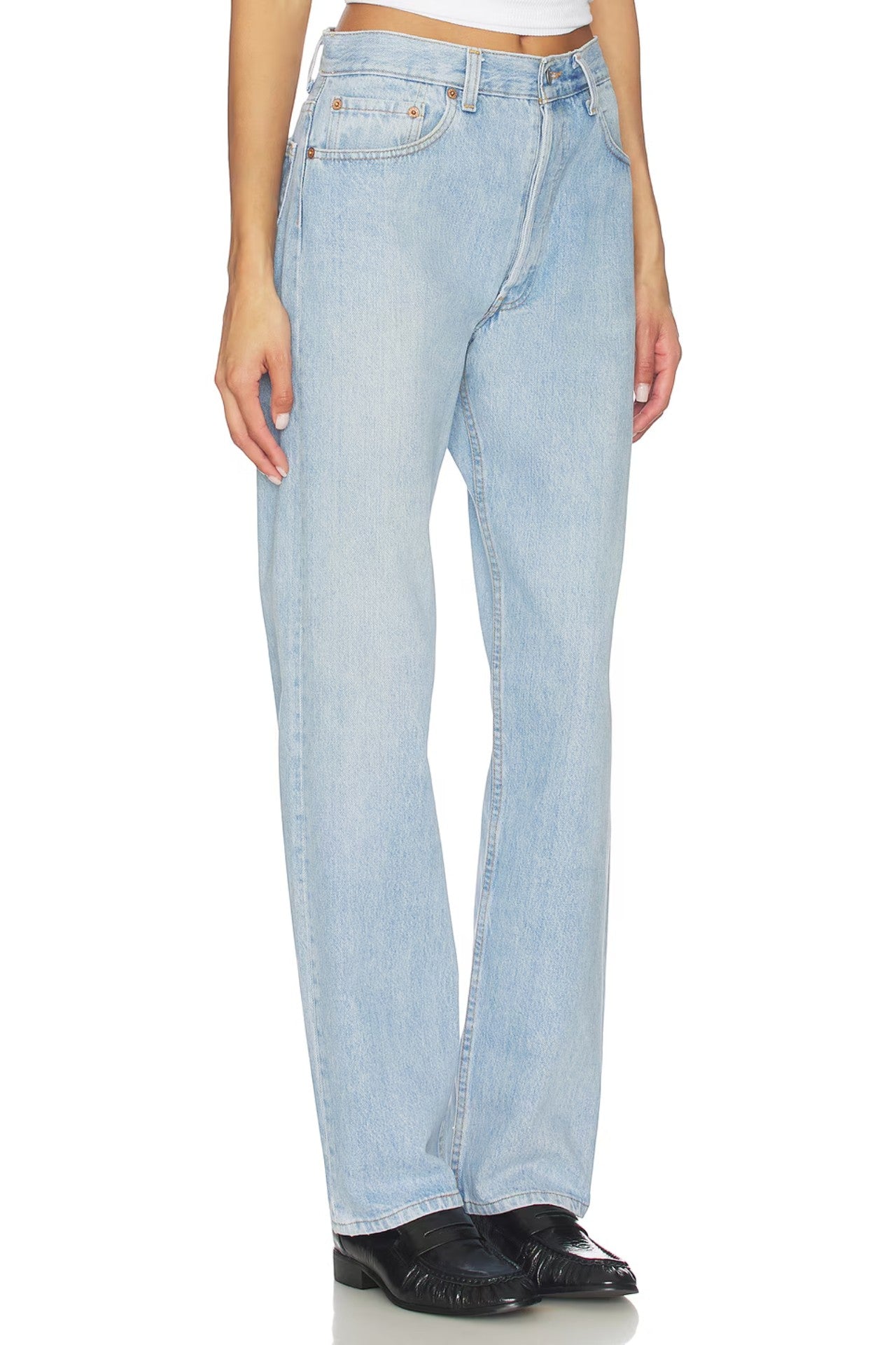 Tuchuzy Re/Done Levi's 90s Jean in light wash blue denim. Relaxed fit, straight leg, high-rise jeans with classic five-pocket styling.