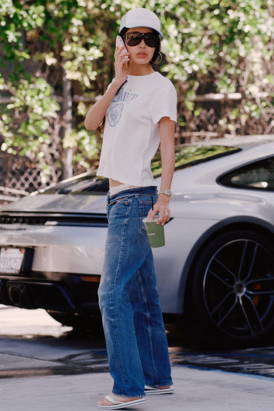 Sporty &amp; Rich Juicy Emblem Essentials T Shirt Sky Blue