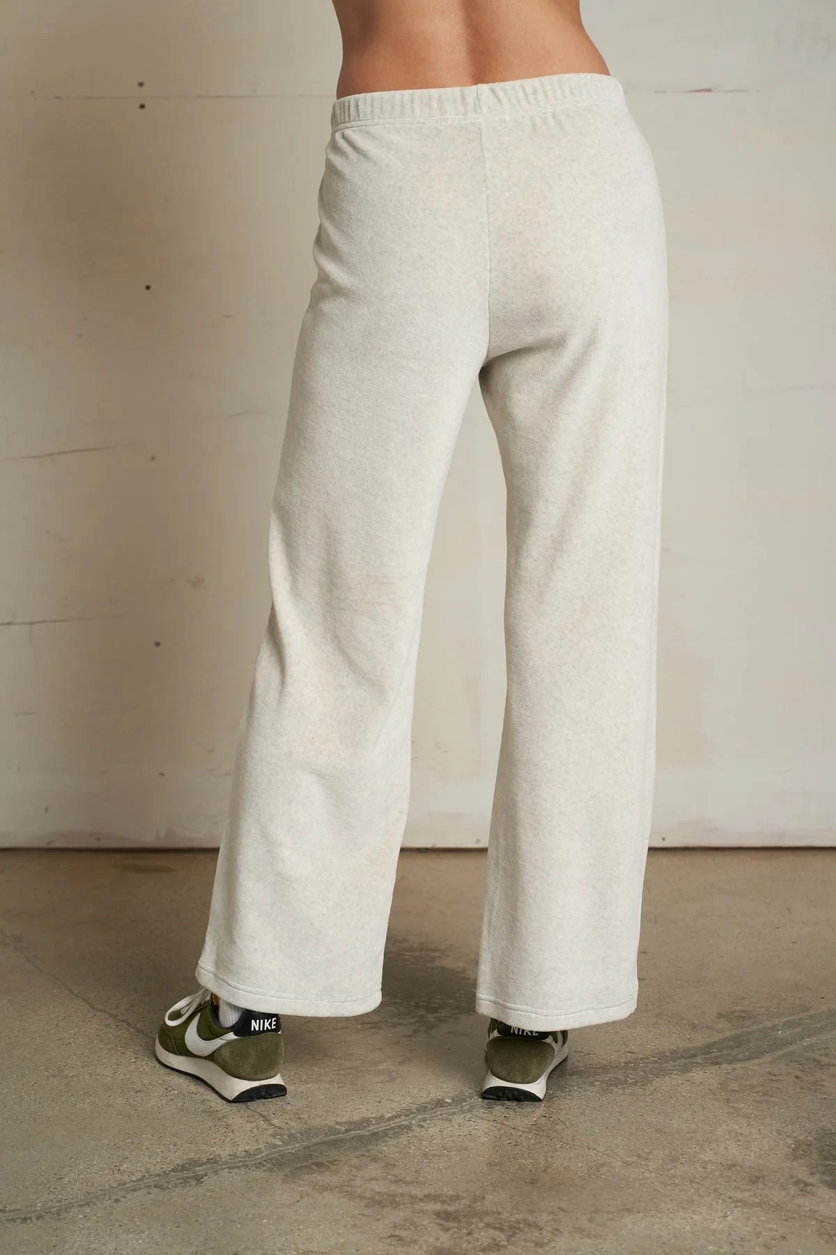Alex Velour Pant Oatmeal