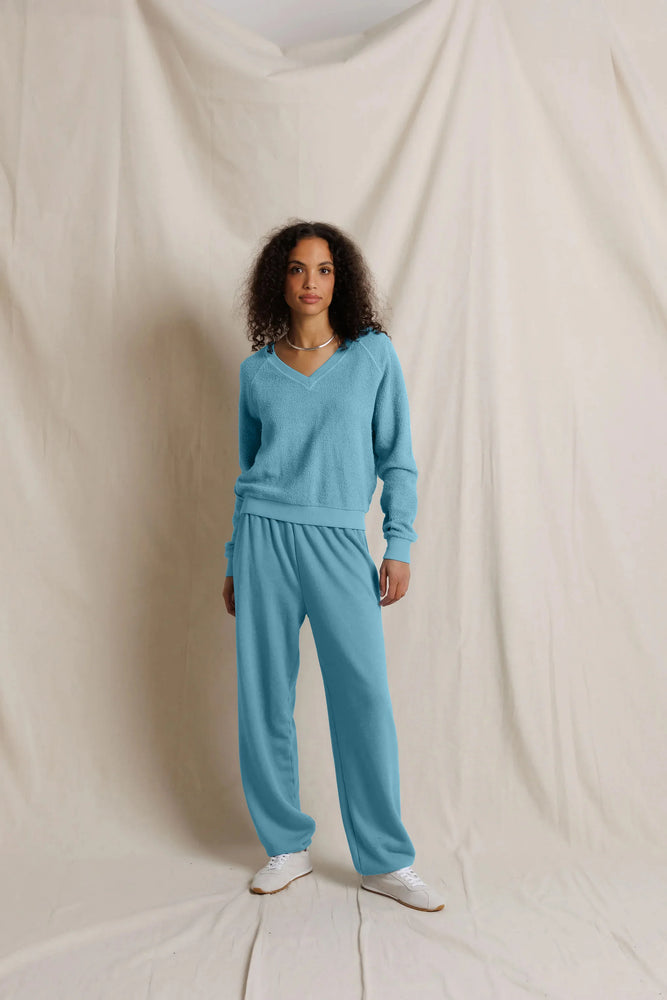 Perfect White Tee Zuri Reverse Fleece V Neck Sweatshirt Milky Blue