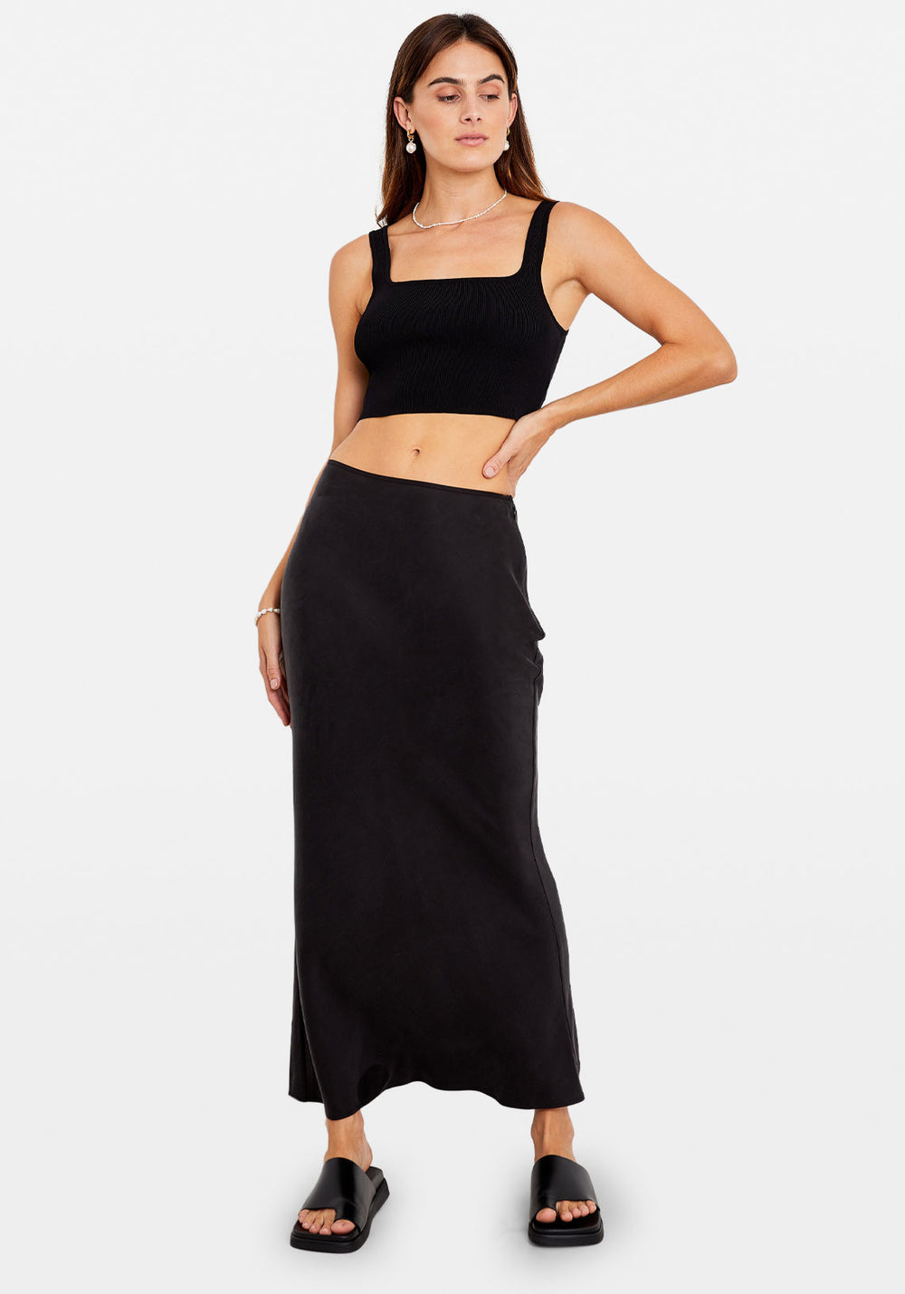 EASE BIAS SKIRT BLACK